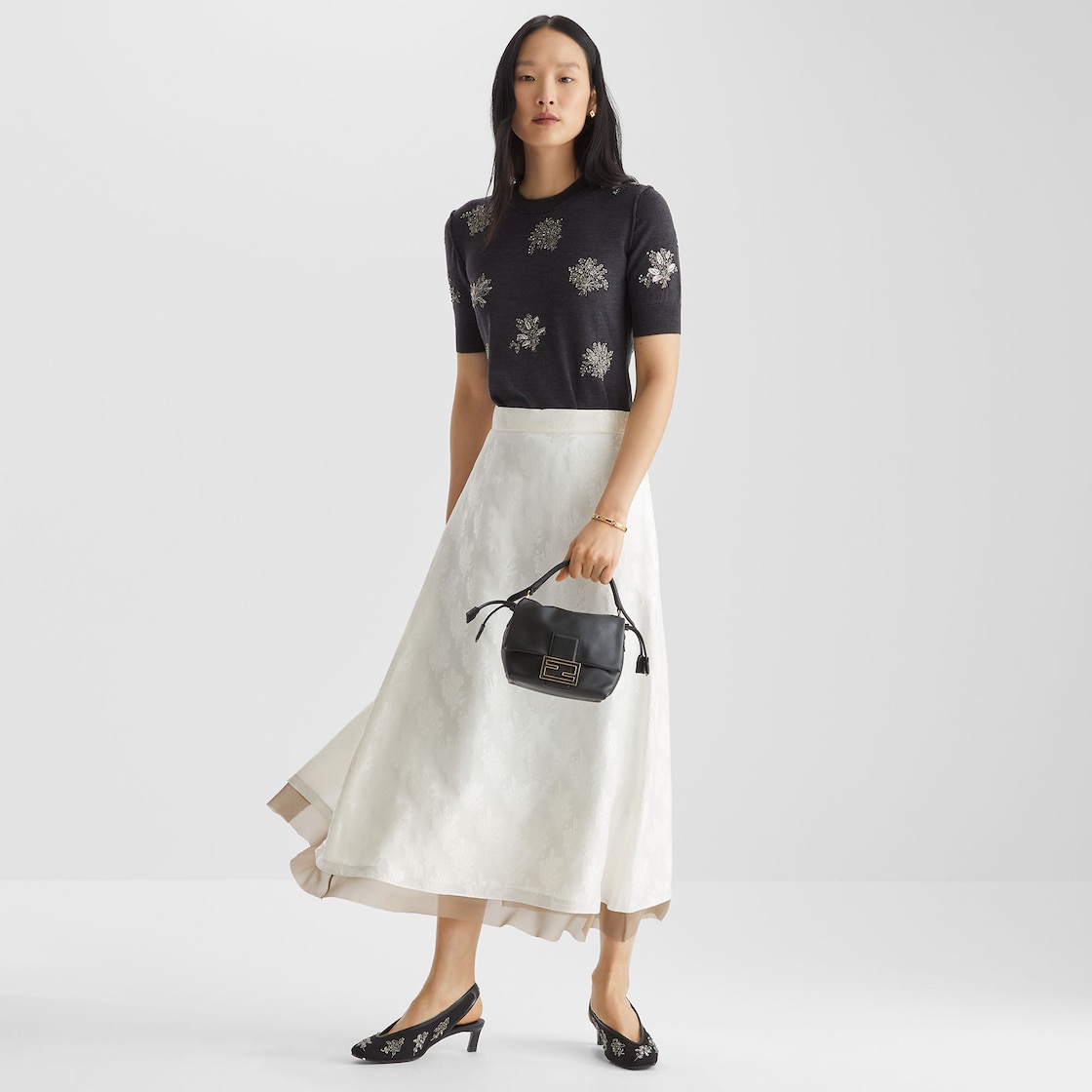 FENDI Mamma Baguette Small Black nappa leather mini bag - Image 3